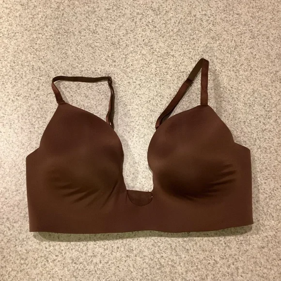 Victoria’s Secret Brown Plunge Bra - Picture 5 of 7